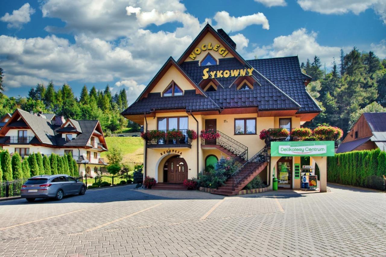 Sykowny Бялы-Дунаец Экстерьер фото