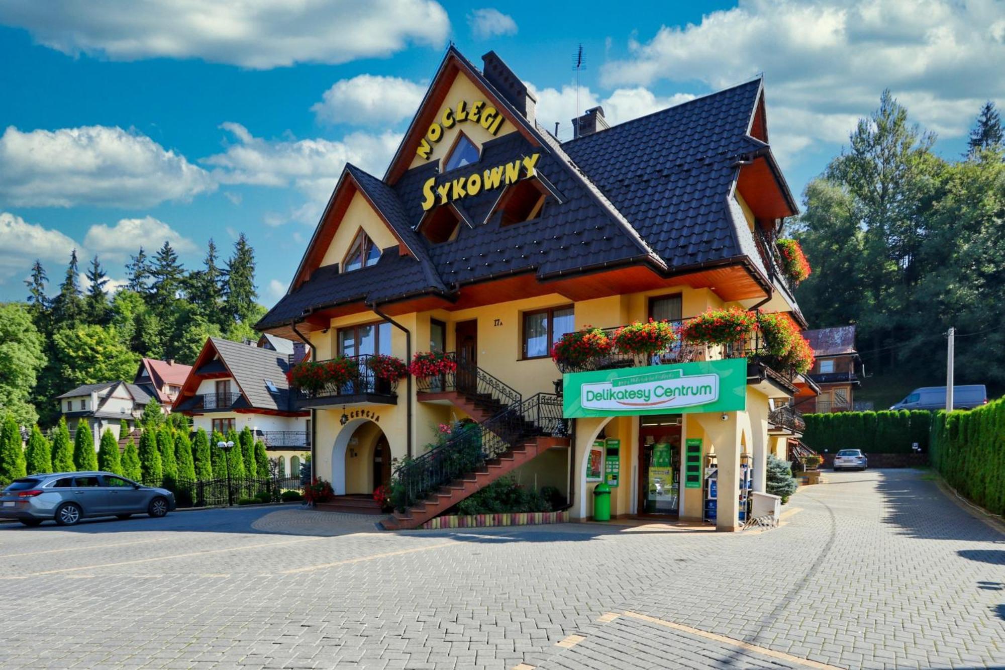 Sykowny Бялы-Дунаец Экстерьер фото